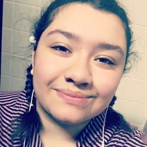 Meet your Posher, Isabel